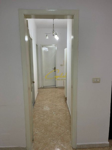 Tirane, jepet me qera apartament 2+1 Kati 4, 102 m² 750 € (KOMUNA E PARISIT)
