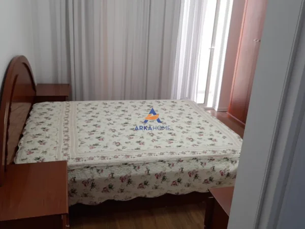 Tirane, shitet Vile 3 Katshe Kati 3, 360 m² 800.000 € 