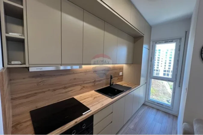 Tirane, jepet me qera apartament 1+1 , 66 m² 600 € (Rruga Jordan Misja)