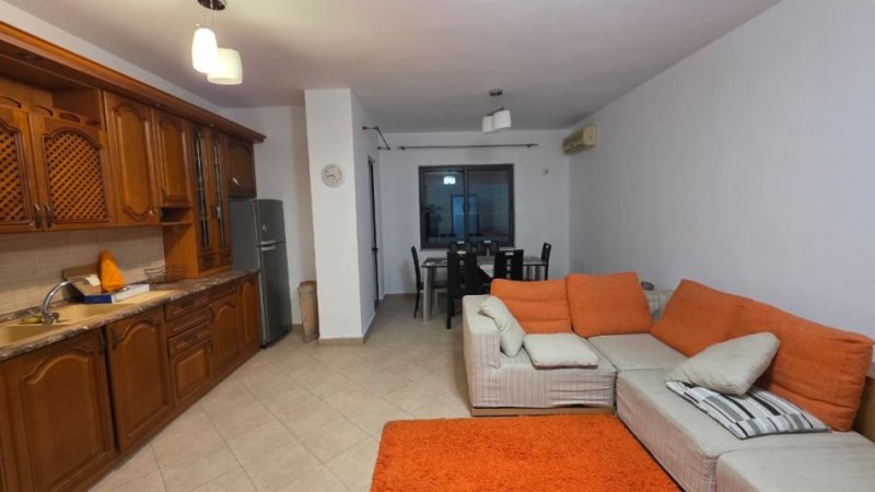 Tirane, shitet apartament 2+1 Kati 5, 120 m² 190.000 € (frang bardhi)