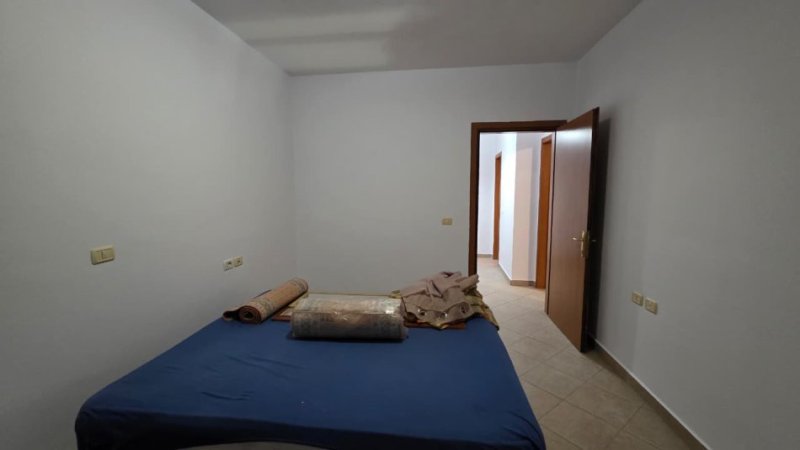 Tirane, shitet apartament 2+1 Kati 5, 120 m² 190.000 € (frang bardhi)