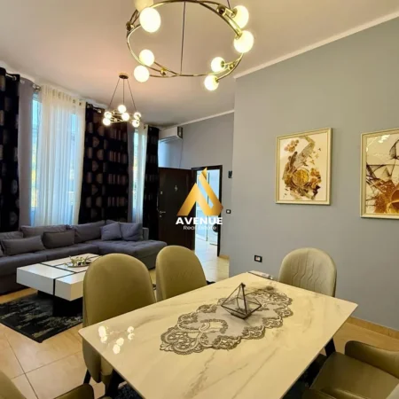 Tirane, shitet 1+1+Ballkon Kati 1, 60 m² 83.000 € (dalip topi)