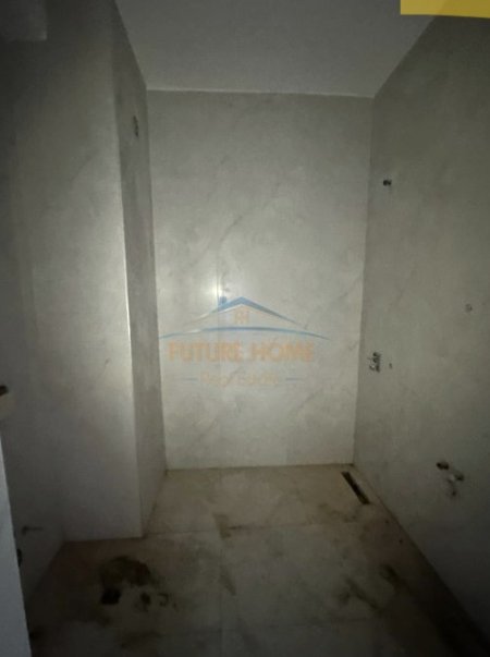Tirane, shitet apartament 1+1+Ballkon Kati 0, 46 m² 74.165 € (Ali Dem, Rezidenca Kadiu)