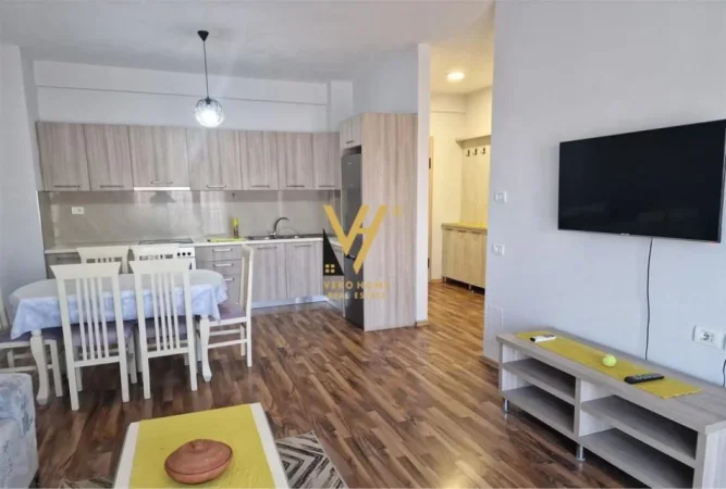 Tirane, jepet me qera apartament 2+1+Ballkon Kati 6, 95 m² 650 € (GREEN CITY)