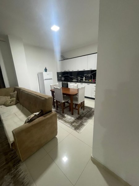 Shitet Apartament  2+1 me Hipoteke  ne Fresk,  110.000 €URO i diskutueshem