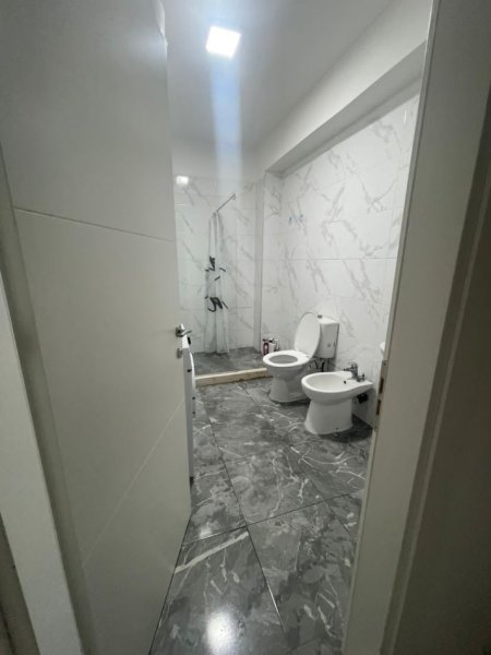 Shitet Apartament  2+1 me Hipoteke  ne Fresk,  110.000 €URO i diskutueshem