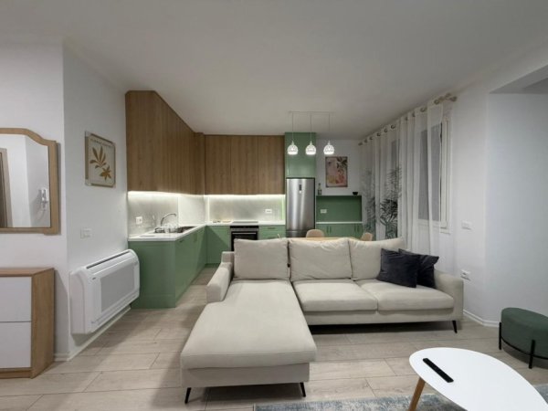 Tirane, jepet me qera apartament 2+1 Kati 6, 90 m² 600 € (Astir)