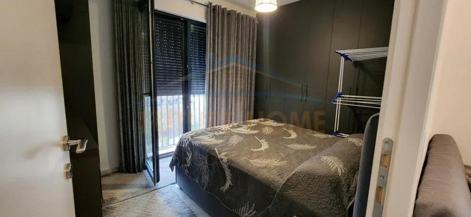 Tirane, shitet apartament 2+1 Kati 2, 75 m² 150.000 € (Porcelan)