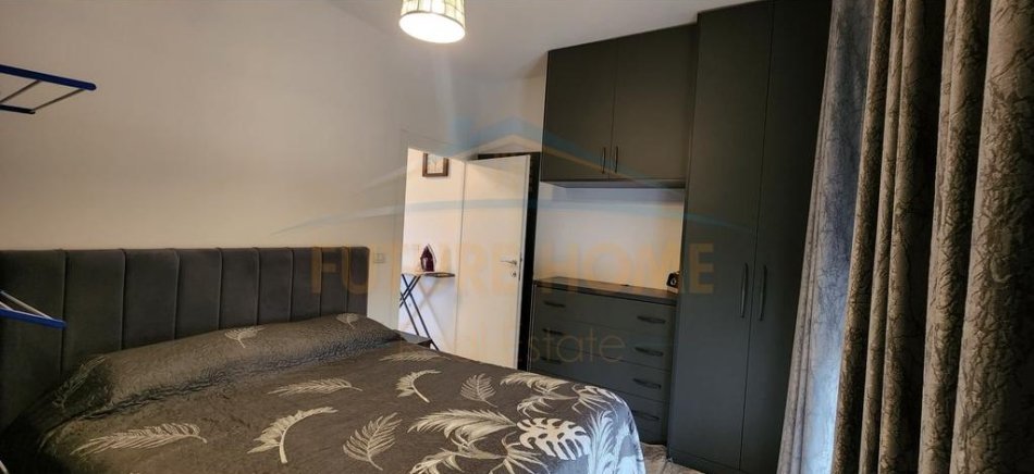 Tirane, shitet apartament 2+1 Kati 2, 75 m² 150.000 € (Porcelan)