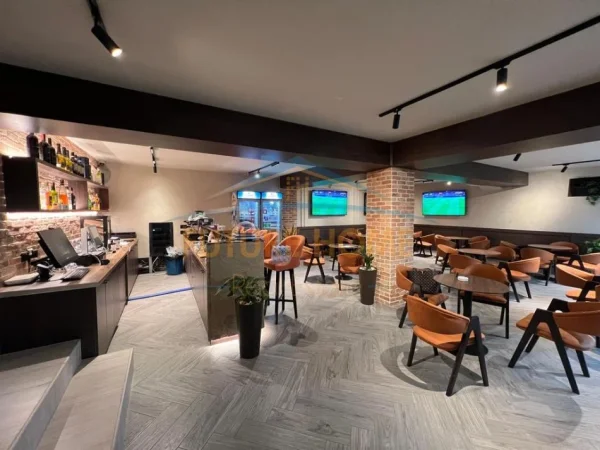 Tirane, shitet ambjent biznesi Kati -1, 238 m² 450.000 € (Shitet, Ambient, Rruga Margarita Tutulani)