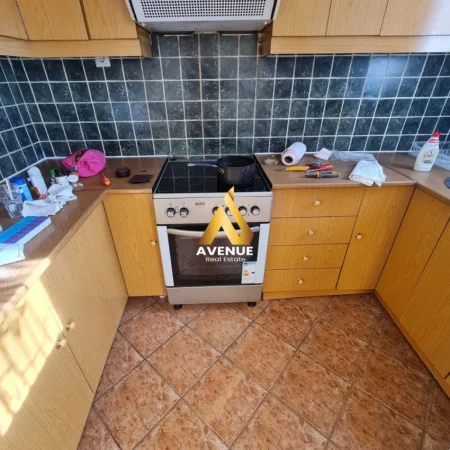 Tirane, jepet me qera apartament 2+1+Ballkon Kati 5, 75 m² 550 € (rruga elbasanit)