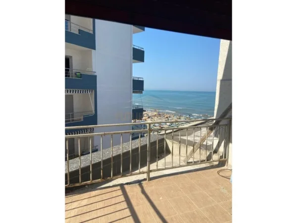 Shkembi Kavajes, jepet me qera apartament 1+1 Kati 5, 300 € 