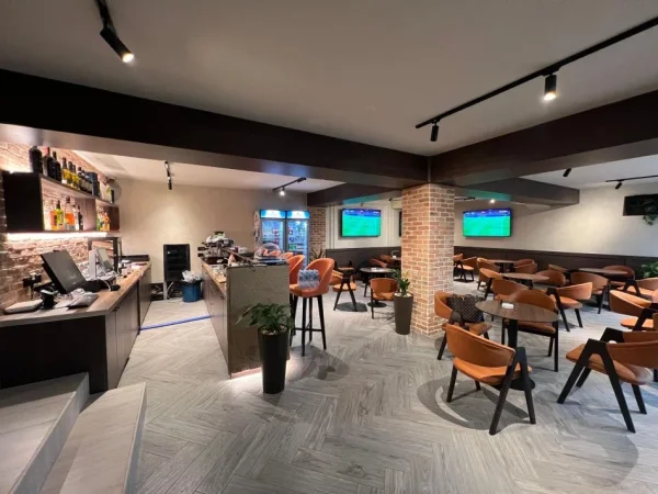 Tirane, shes ambjent biznesi , 238 m² 450.000 € (RRUGA MARGARITA TUTULANI)