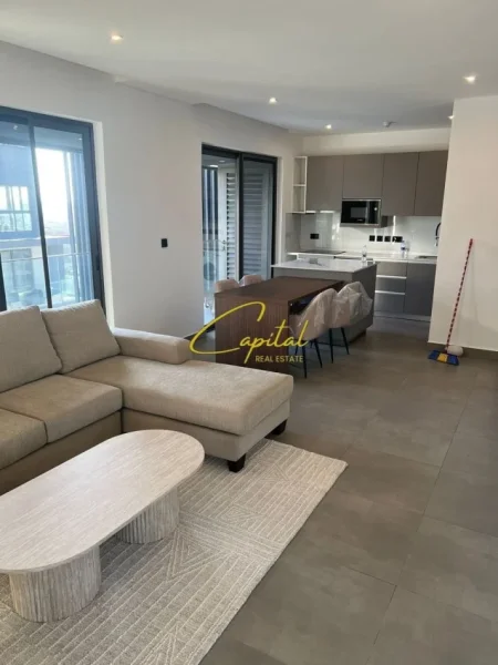 Tirane, jepet me qera apartament 2+1 Kati 8, 62 m² 650 € (YZBERISHT)