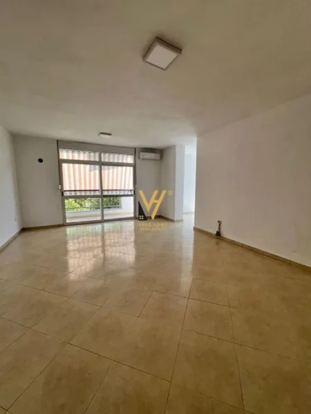 Tirane, shitet apartament 2+1+Ballkon Kati 5, 112 m² 350.000 € (ISH EKSPOZITA)