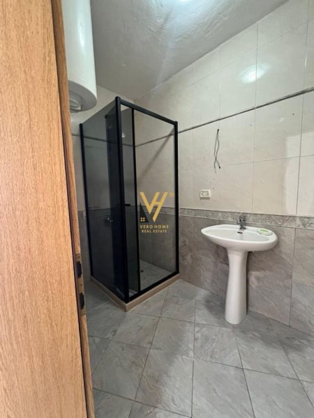 Tirane, shitet apartament 2+1+Ballkon Kati 5, 112 m² 350.000 € (ISH EKSPOZITA)