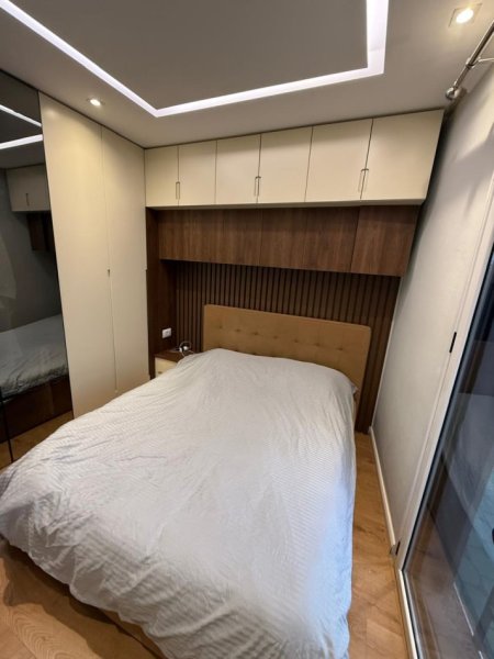 Tirane, jepet me qera apartament 1+1 Kati 5, 64 m² 