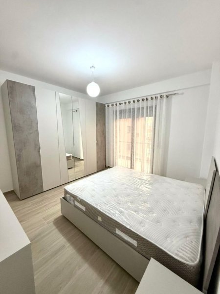 Tirane, jepet me qera apartament 2+1 Kati 2, 104 m² 700 € (Astir)