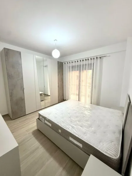 Tirane, jepet me qera apartament 2+1 Kati 2, 104 m² 700 € (Astir)