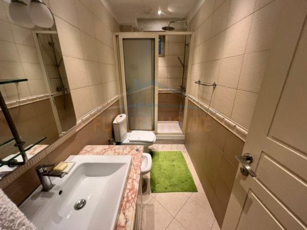 Tirane, jepet me qera apartament 3+1 Kati 2, 117 m² 832 € (Shkolla e Baletit)