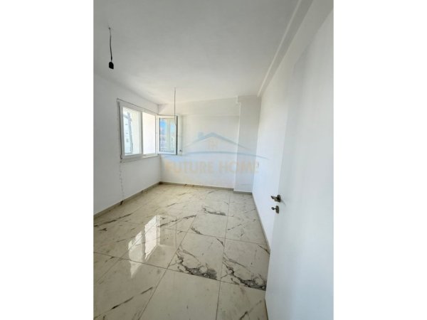 Golem, shitet apartament 2+1 Kati 6, 75 m² 100.000 € 