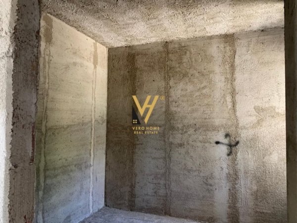 Tirane, shitet Vile 2 Katshe Kati 0, 375 m² 500.000 € (FUSHE PREZE)