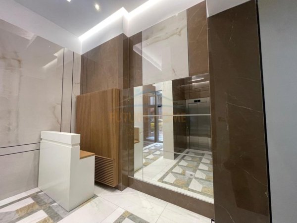 Tirane, shitet apartament 1+1 Kati 1, 64 m² 165.000 € (Rruga Dervish Hekali, Shkolla e Kuqe)