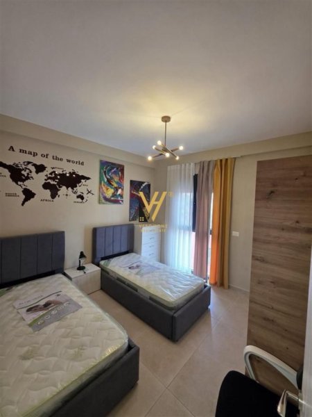 Tirane, jepet me qera apartament 2+1+Ballkon Kati 6, 138 m² 900 € (KOPSHTI BOTANIK)