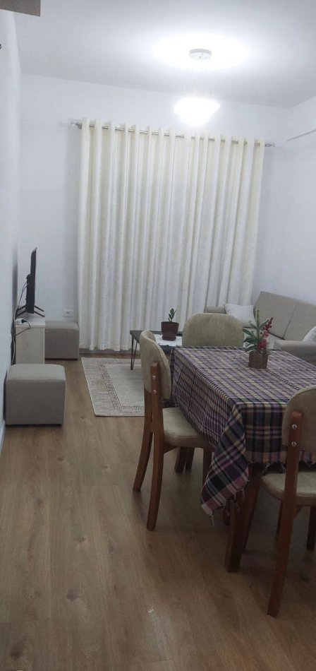 Tirane, jepet me qera apartament 1+1 Kati 7, 50 m² 400 € (ali demi)