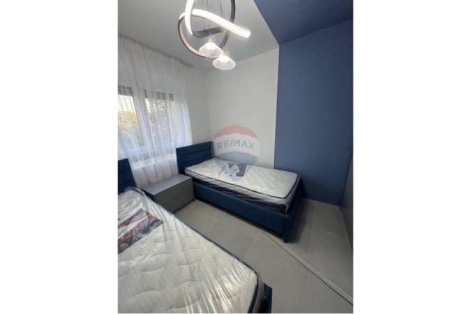 Tirane, jepet me qera apartament 2+1 , 75 m² 800 € (Ura e Tabakeve)