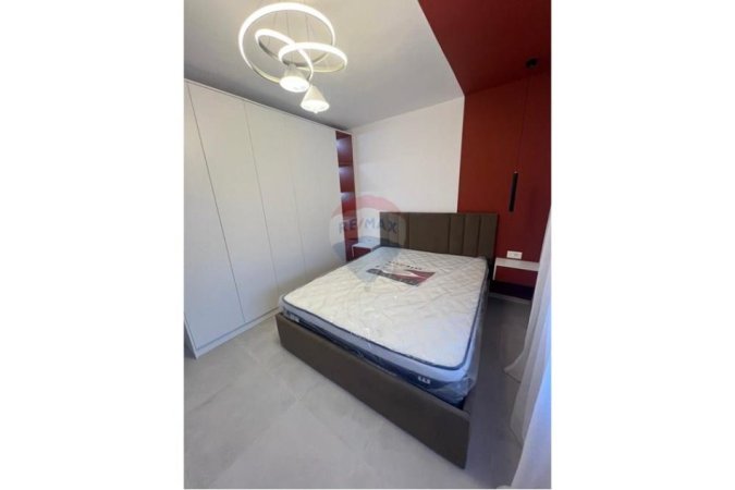 Tirane, jepet me qera apartament 2+1 , 75 m² 800 € (Ura e Tabakeve)