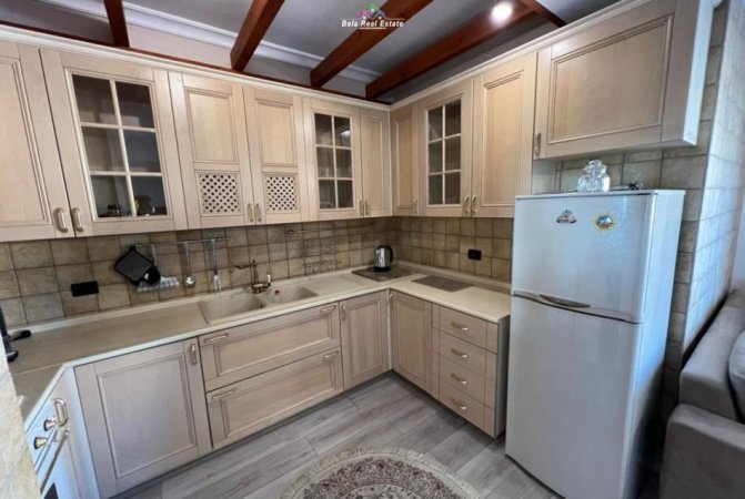 Tirane, jepet me qera garsonier 1+1 Kati 7, 112 m² 360.000 € (Qender)