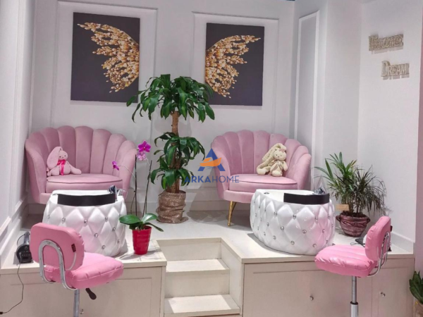 Tirane, jepet me qera ambjent biznesi Kati 2, 70 m² 832 € 