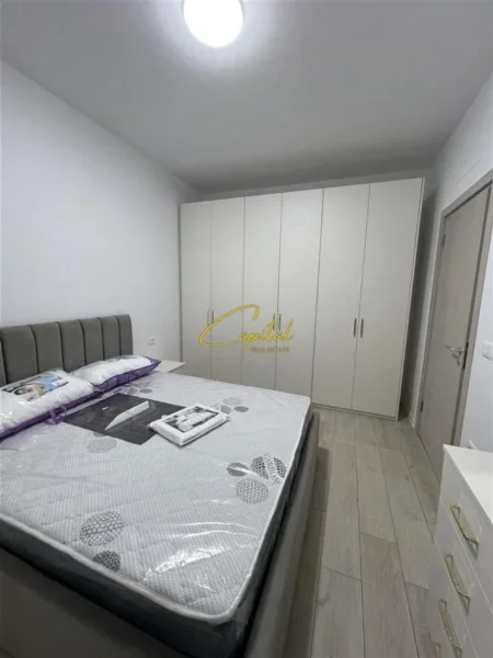 Tirane, jepet me qera apartament 2+1 Kati 9, 100 m² 600 € (ASTIR)