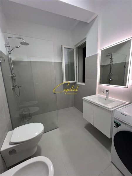 Tirane, jepet me qera apartament 2+1 Kati 9, 100 m² 600 € (ASTIR)