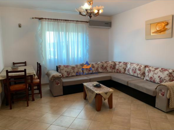 Tirane, shitet apartament 1+1+Ballkon Kati 12, 70 m² 178.980 € 