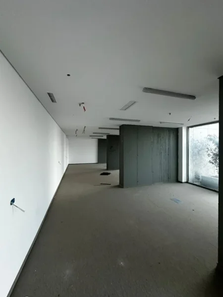 Tirane, jepet me qera zyre Kati 15, 286 m² 10.000 € (DOWNTOWN TIRANA)