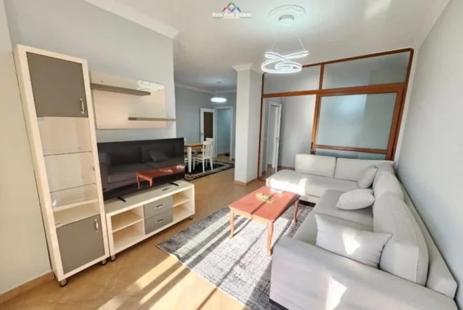 Tirane, jepet me qera apartament 2+1 Kati 7, 80 m² 800 € (Rruga e Kavajes)