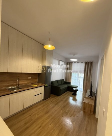 Tirane, jepet me qera apartament 1+1 Kati 3, 50 m² 500 € (Ali Demi)