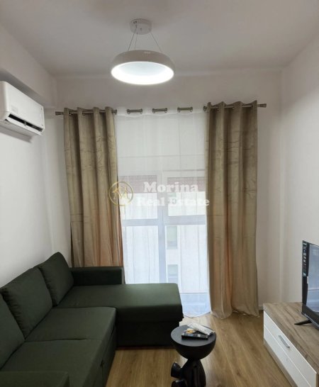 Tirane, jepet me qera apartament 1+1 Kati 3, 50 m² 500 € (Ali Demi)
