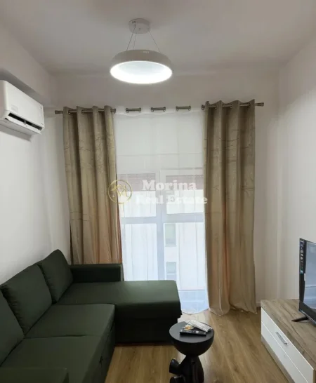 Tirane, jepet me qera apartament 1+1 Kati 3, 50 m² 500 € (Ali Demi)
