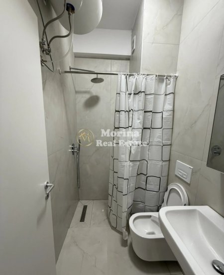 Tirane, jepet me qera apartament 1+1 Kati 3, 50 m² 500 € (Ali Demi)