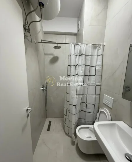 Tirane, jepet me qera apartament 1+1 Kati 3, 50 m² 500 € (Ali Demi)