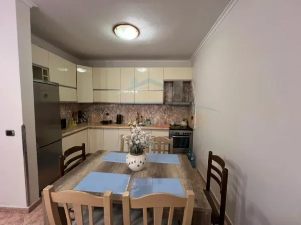 Qera, Apartament 3+1+2, Shkolla e Baletit, Tiranë.