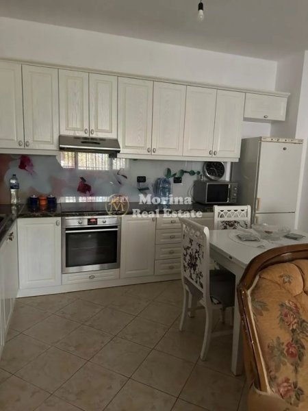 Tirane, shitet apartament 1+1 Kati 2, 84 m² 155.000 € (Kinostudio)