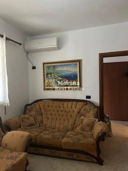 Tirane, shitet apartament 1+1 Kati 2, 84 m² 155.000 € (Kinostudio)