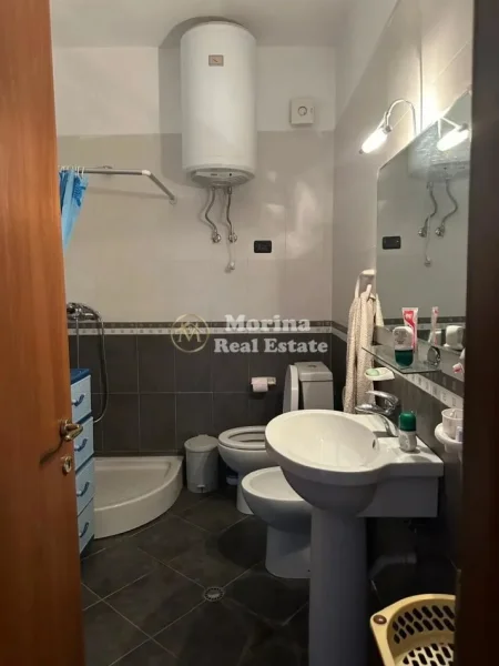 Tirane, shitet apartament 1+1 Kati 2, 84 m² 155.000 € (Kinostudio)