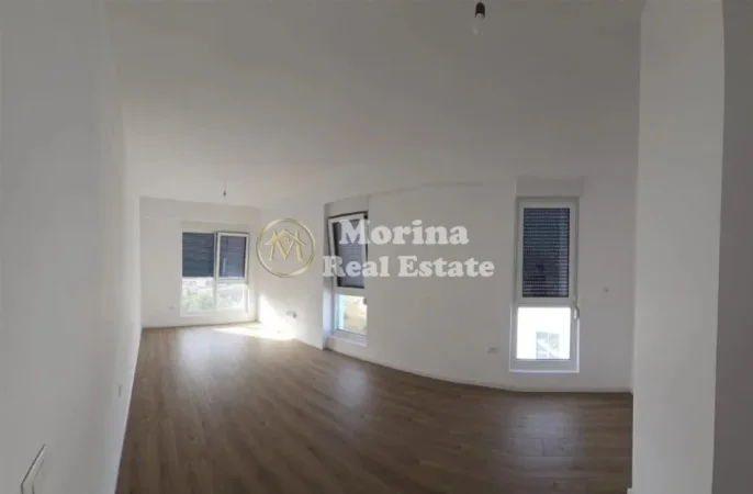 Tirane, shitet apartament 1+1 Kati 3, 62 m² 93.000 € (Fresku)