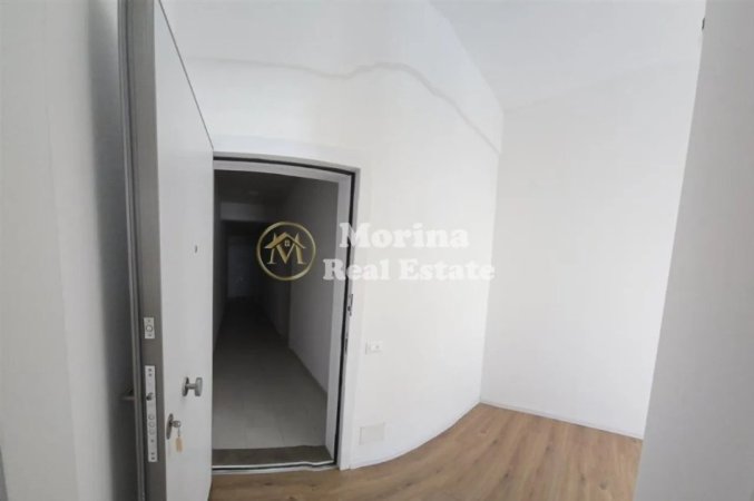 Tirane, shitet apartament 1+1 Kati 3, 62 m² 93.000 € (Fresku)
