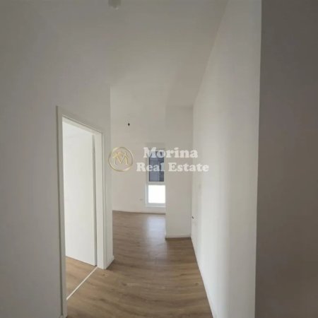 Tirane, shitet apartament 1+1 Kati 3, 63 m² 95.000 € (Fresku)
